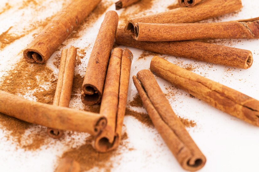 Cinnamon Bark (Dalchini)